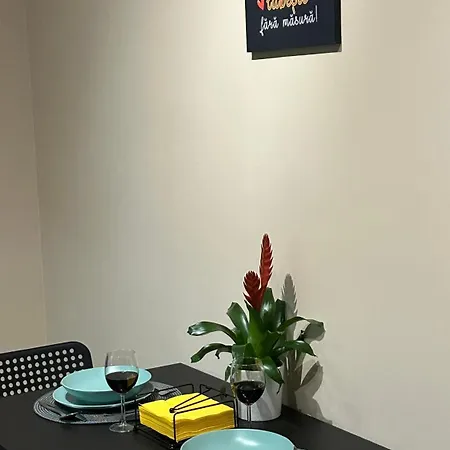 Exigent Plaza Home - Free Parking *